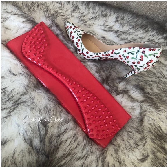 Christian Louboutin Handbags - Auth Christian Louboutin Clutch